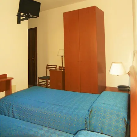 Hotell Italia Risorta 3*