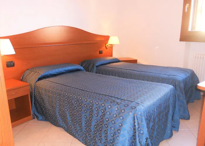 Hotel Italia Risorta 3*
